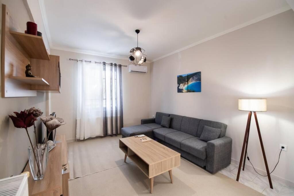 Apartment In The Center Of Lefkas Lefkada City Exterior photo